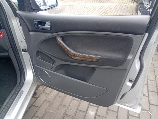 upholstery right side right front Ford C-MAX 1 and FL 07-11