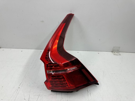 31655359 P01292904 - Правая задняя фара светодиодная volvo xc60 ii 2 17r europa original