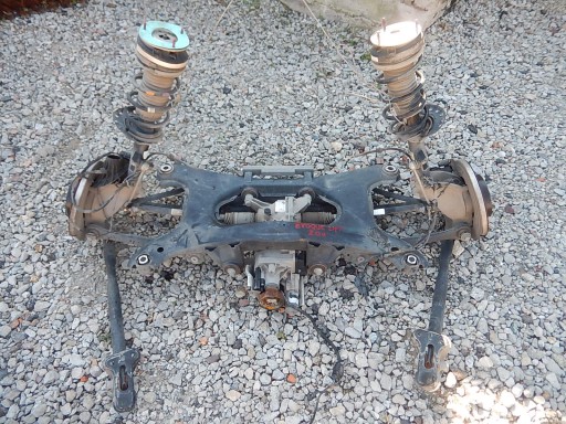 Задня балка підвіска evoque lift 2.0 td4 4x4