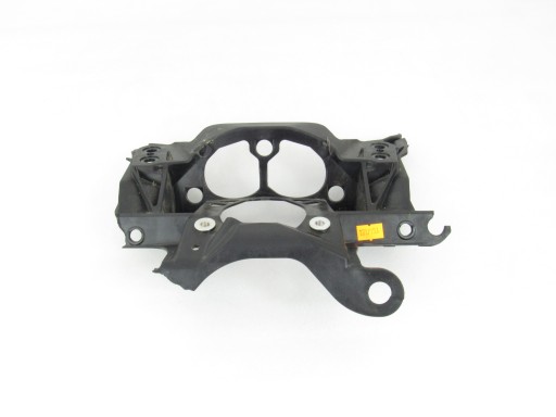 Стійка / кріплення / кронштейн Yamaha R1 RN 32