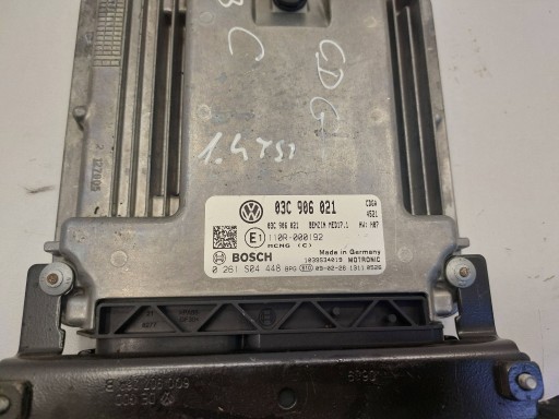VW PASSAT B6 1,4 TSI CNG computer control unit of the engine 03C906021