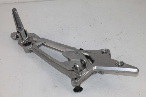 00071 - KAWASAKI Z800 13-18 SET права підніжка