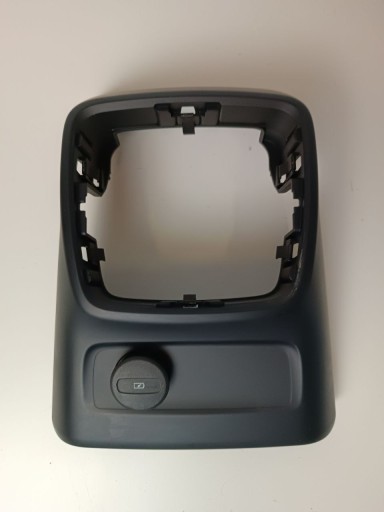 31469129 - ВЕНТИЛЯЦІЙНА РЕШІТКА ТУНЕЛЮ ЗАДНЯ VOLVO XC40 II