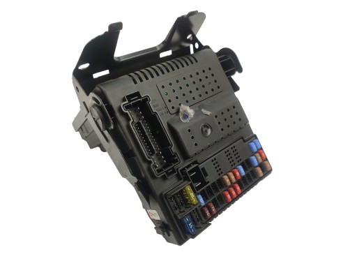 МОДУЛЬ БЛОК ПРЕДОХРАНИТЕЛЕЙ CEM VOLVO S60 I V70 II XC70 I LIFT 30765646