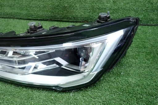 AUDI A1 BI-XENON LIFT 14- reflektor left light left