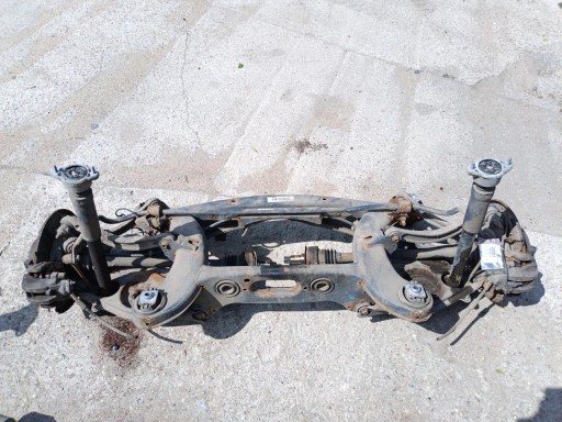 01 - Mercedes-benz e 200 w212 седан cgi комплект балок задней подвески.