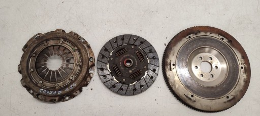 clutch disc pressure plate Opel Corsa D 1,2 16V Z14XE