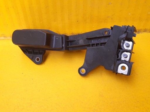 BMW 3 G20 2.0 D розподільник струму 8736429