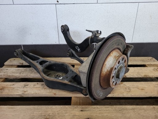 AUDI Q3 8U LIFT 1.4 TFSI FWD 2WD čepu rameno ramene kotouč pravý záď