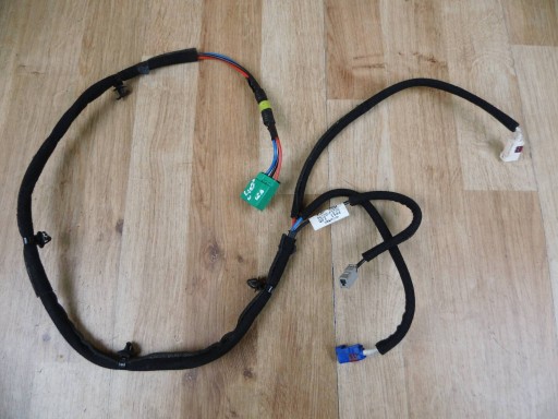 Hyundai Tucson III kabel bonnet rear part of the rear kamery 96220F1700