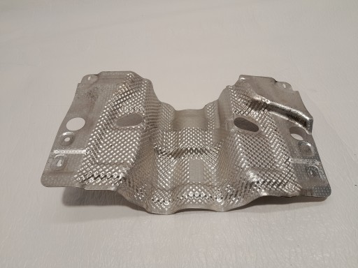 AUDI A4 B9 LIFT SEDAN SEDAN zaštita TERMICZNA8W0521443F