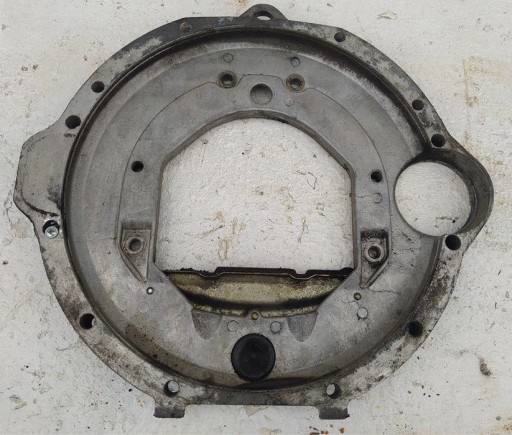 Корпус ГРМ MERCEDES W107 R107 W126 4.5 V8