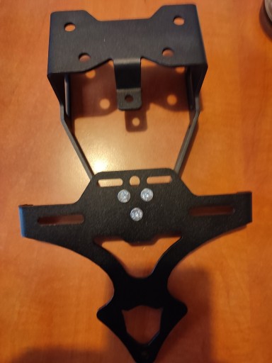 Крепление доски Рег. TRIUMPH Speed Triple R 11-