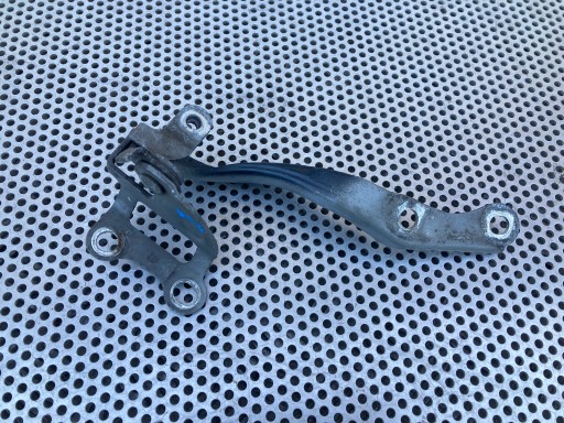 Петля капота права TOYOTA Aygo і LIFT 05-12R.