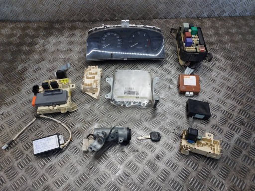 Montage STARTOWY TOYOTA COROLLA E11 LIFT 2.0 D4D 89666-12320 83800-1H200