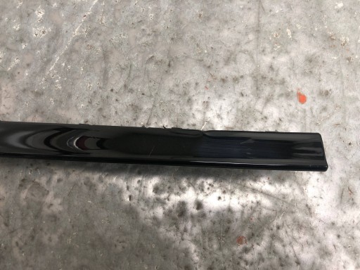 moulding of a bumper right rear part VW GOLF VIII KOMBI R-LINE 5H9853874A 5H9854522A