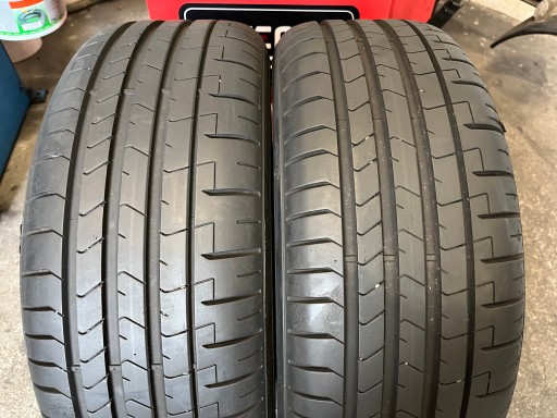 2 tyres summer Pirelli P Zero 205/40R18 run flat 6,5mm