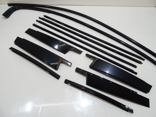 BMW E90 lišty dvere SHADOW LINE