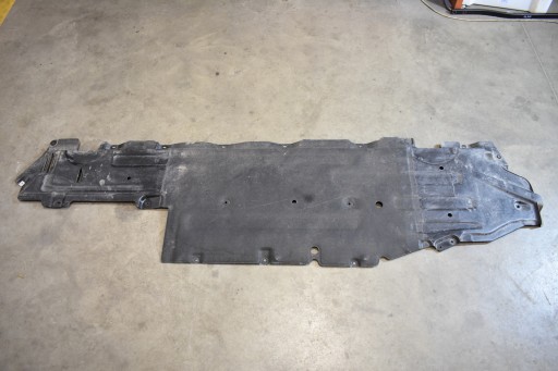 IDELANA abdeckung blende abdeckung unterfahrschutz links MERCEDES W214 1