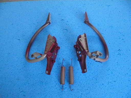 A2387503100 A2387503200 - Петлі задніх дверей купе mercedes e class w238 купе в зборі