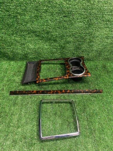 decorative trim dekory wood frame of the gear Chrysler 300C