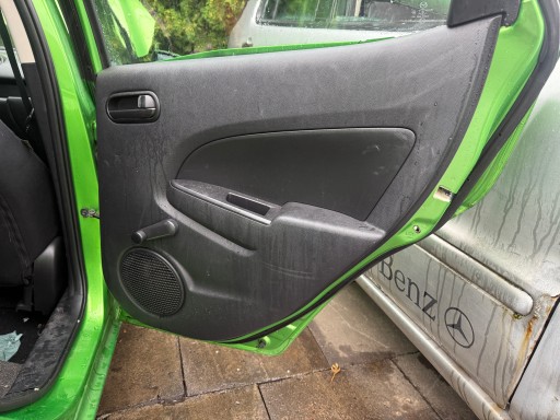 Ручной стеклоподъемник правый задний mazda 2 de 07-15