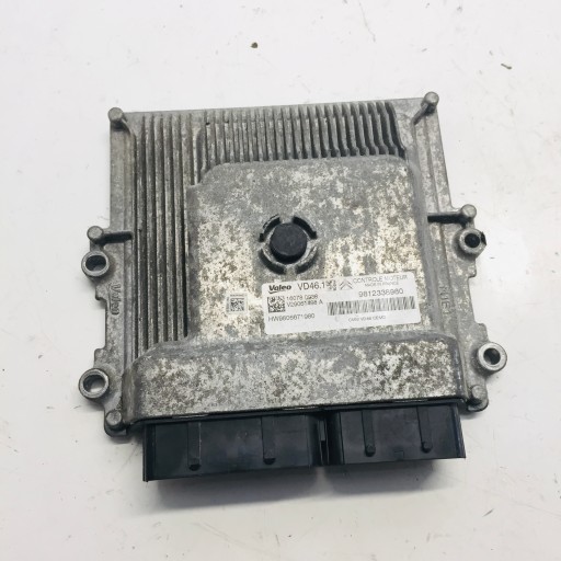 Комп'ютер двигуна 9812338980 peugeot citroen 1.2 thp