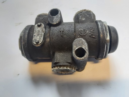 100-3515110 - КАМАЗ JELCZ ПОВІТРЯНИЙ КЛАПАН ПОДВІЙНИЙ OEM ЛЮБЛІН