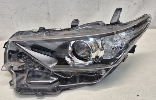 TOYOTA AURIS II 2 LIFT 15- light left front front lens 81150-02K30