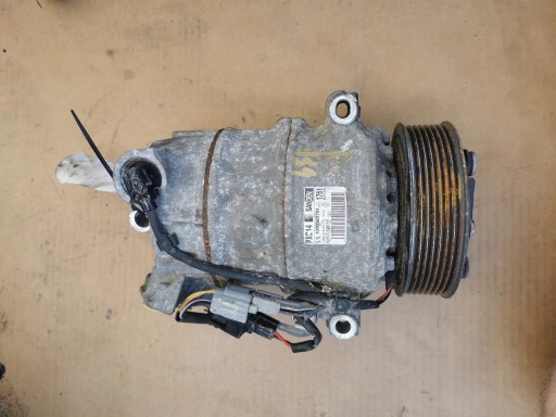 RENAULT MEGANE 1.2 TCE H5F40E 4390503704 926001268R compressor; of the air conditioning