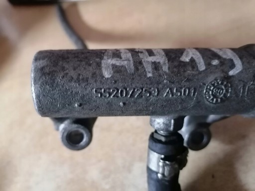 ROZDZIELACZ des Kraftstoffsbehälters OPEL VECTRA C 1.9 CDTI 55207259