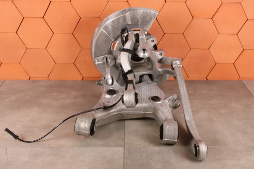 BMW 7' F01 F02 F04 swing of the arm of the pivot right rear rear part 6775854 7349km!