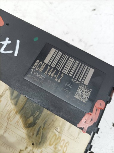 module 8200874471A BCM X44-L2 Renault Twingo II (2007- )
