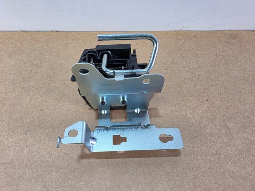 bracket holder ROLETY boot right BMW X5 G05 LCI 6994234