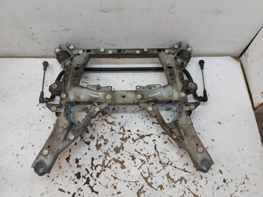 BMW G21 G20 Kombi 330e Fahrschemel träger trawers Achsträger Vorderachsträger vorne 688313