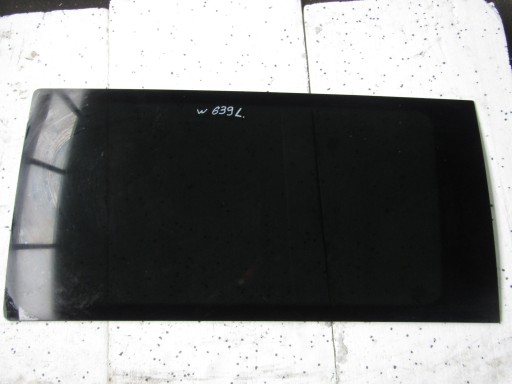 Стекло левое MERCEDES W639 левое