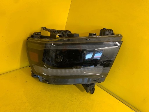 lámpa jobb Dodge RAM 1500 19-22 USA