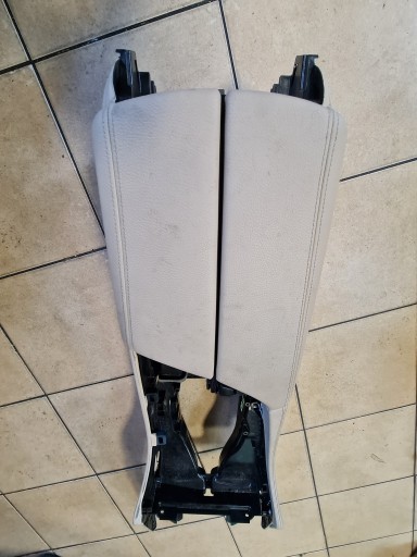 9216822 9216867 - Підлокітник тунель BMW F10 F11 EU