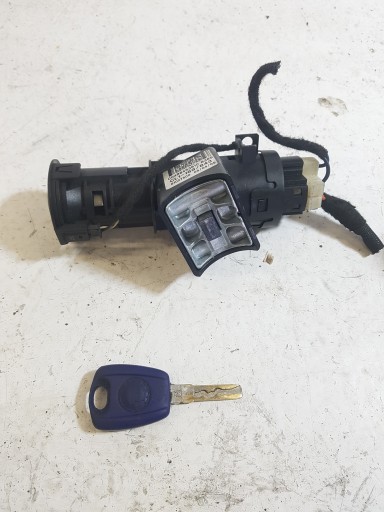 ignition Z KLUCZYKIEM FIAT PANDA 2