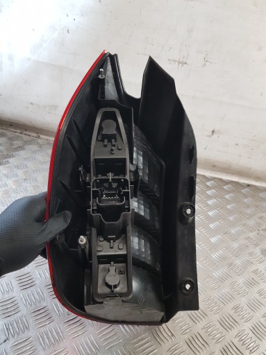 light right rear part 159116-00 RENAULT SCENIC II 04R