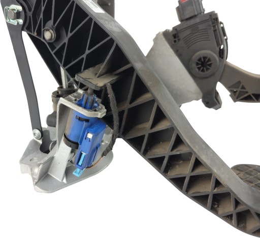 AUDI A6 C6 LIFT pedals PRZEKLADKA MANUAL clutch pedal brakes 4F1721117F