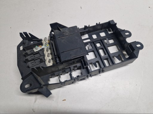 AUDI A6 C6 A6C6 Adapter, Stecker Gehäuse Blende Abdeckung der Sicherungen 4F0971845