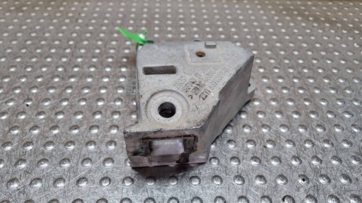 holder engine mount left 6876207 BMW G20 G21 G22 G23 G26 G29 G42