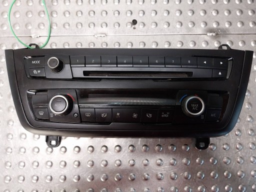 PANEL RADIA rešetka ventilacije klimatizacije 9226784 BMW 3 F30 F31 F34 F35 F20 F21