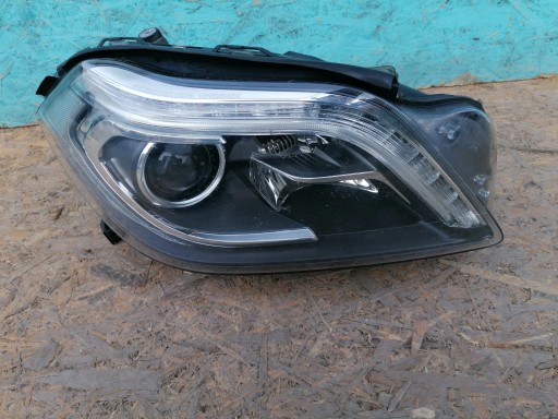 A1668203559 - Фара права Мерседес GL 166 ксенон Познань біржа