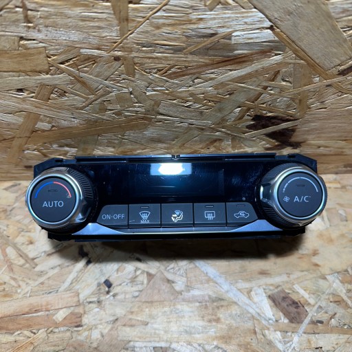 control panel of the air conditioning NISSAN MICRA V K14