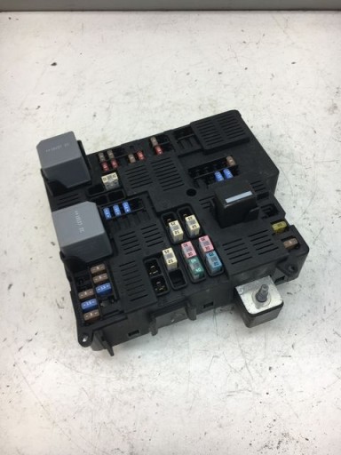 Блок запобіжників volvo xc90 ii t8 32212299