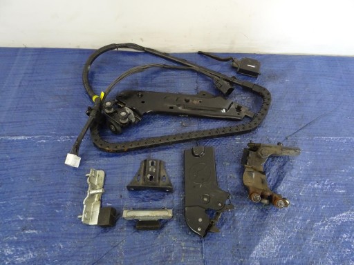 МЕХАНИЗМ ПРАВОЙ ЗАДНЕЙ БОКОВОЙ ДВЕРИ CARNIVAL III