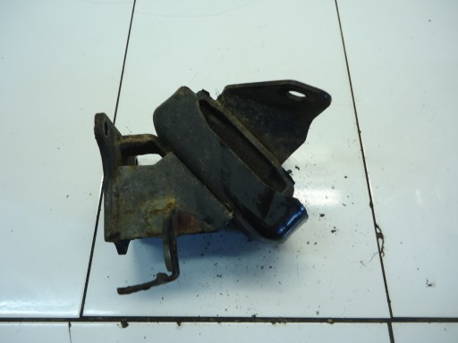 HYUNDAI H1 2.5CRDI engine mount