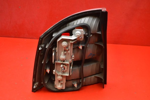light right rear part rear 13131002 OPEL VECTRA C sedan 02-05
